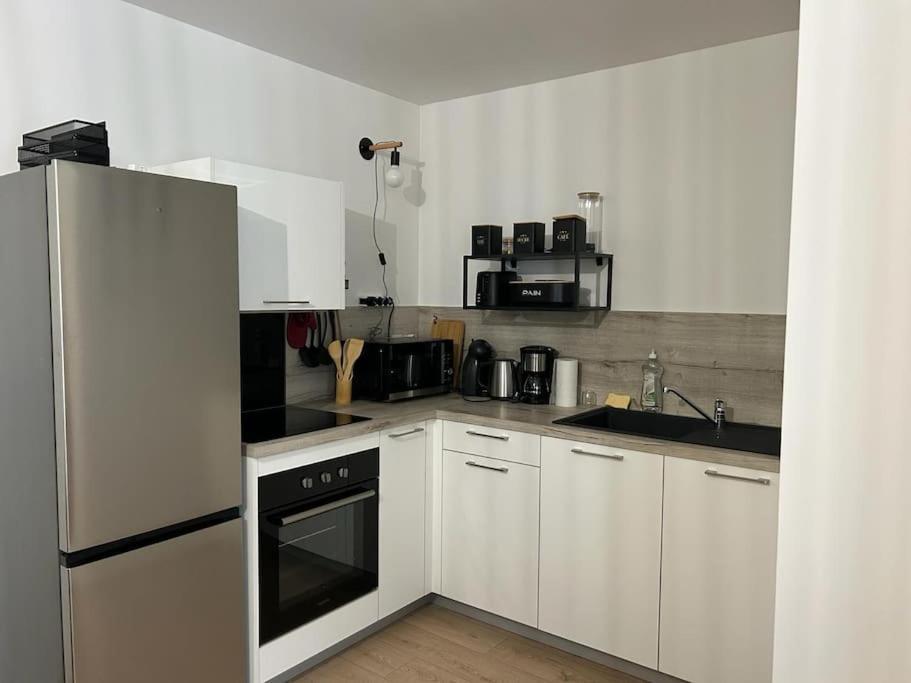 Appartement Aux Remparts De La Vieille - 4p, Parking *